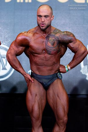 СLASSIC PHYSIQUE +178